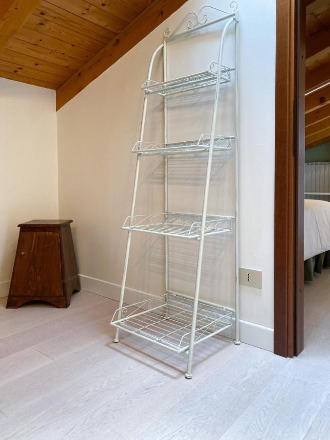 Apartamento Mansarda Bel Panorama Villa d'Allegno Exterior foto